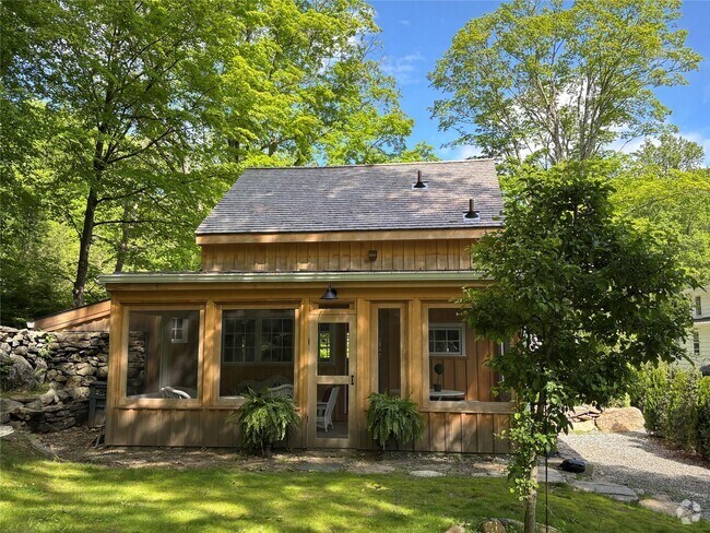 Building Photo - 38 Creemer Rd Rental
