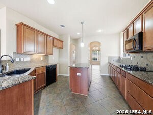 Photo - 23514 7 Winds