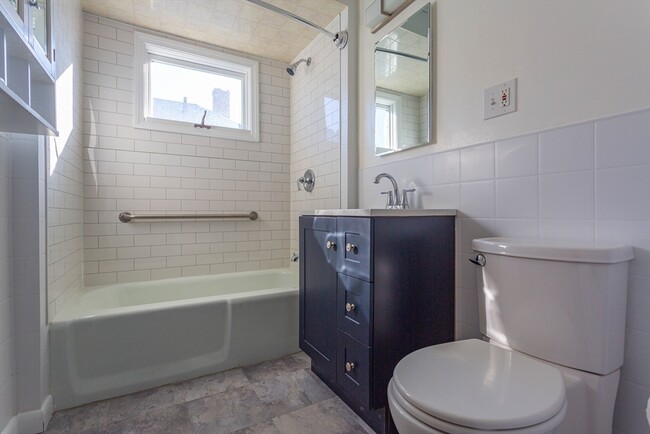 Photo - 565 Riverside Ave Apartments Unit 567