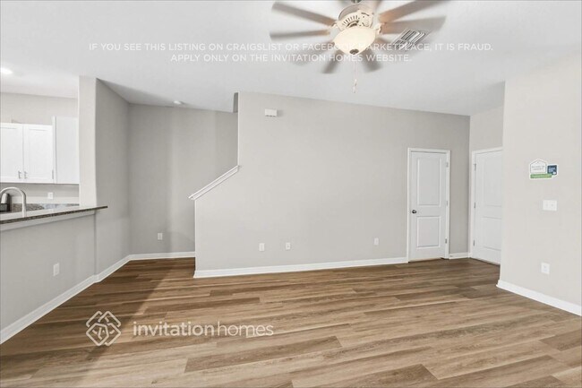 8467 Druid Oaks Ln