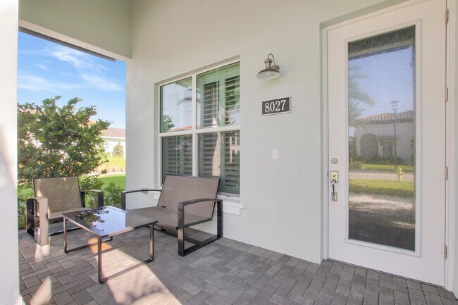 Photo - 8027 Hobbes Wy