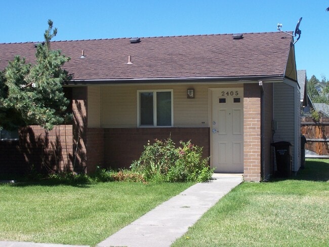 Building Photo - 2405sw31 Unit 2405