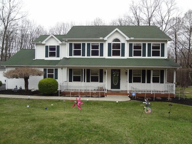 Photo - 108 Meriwill Ln
