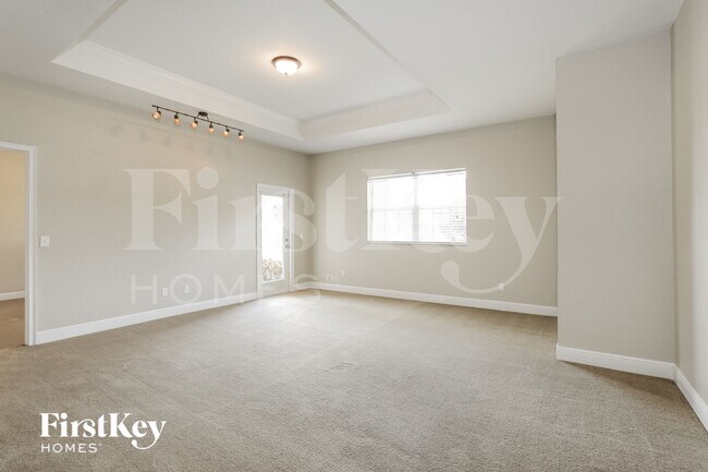 Photo - 1020 Robin Ln