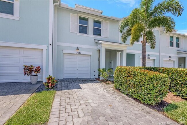 Building Photo - 396 SE Sea Hunt Way Rental