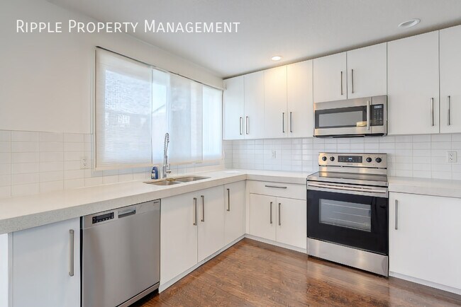 Photo - Modern 3 Beds, 2.5 Baths TownHouse | No Pets Allowed