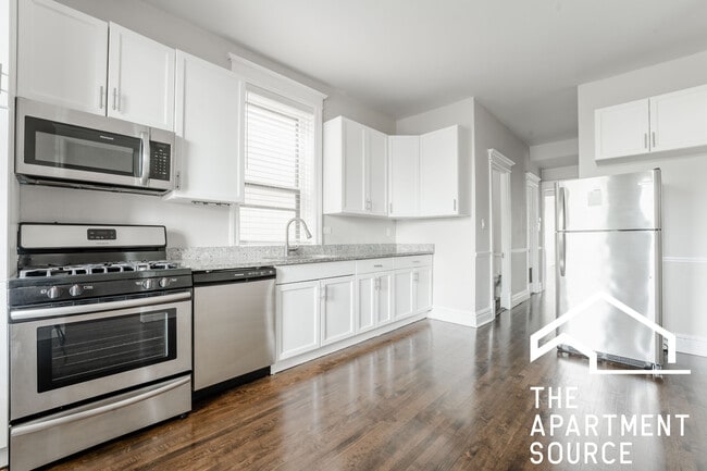 Photo - 2523 N California Ave Apartment