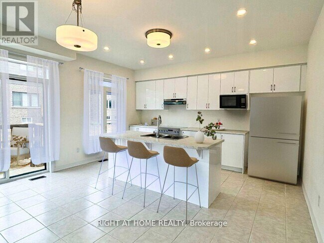 Photo - 95 Hitchman St