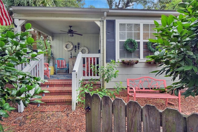 Photo - 618 Union St