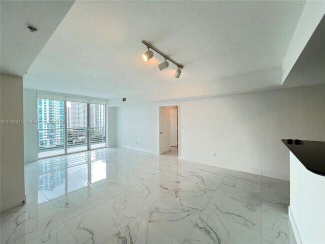 Photo - 335 S Biscayne Blvd Unit # 1407