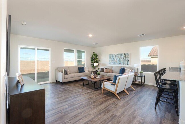 Photo - 2412 Village Dr