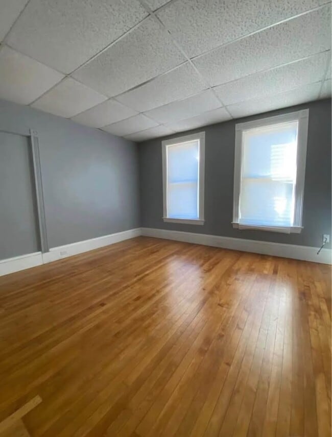 Photo - 88 Western Ave