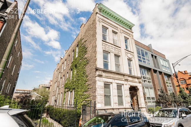 Building Photo - 952 N Noble St Unit 3