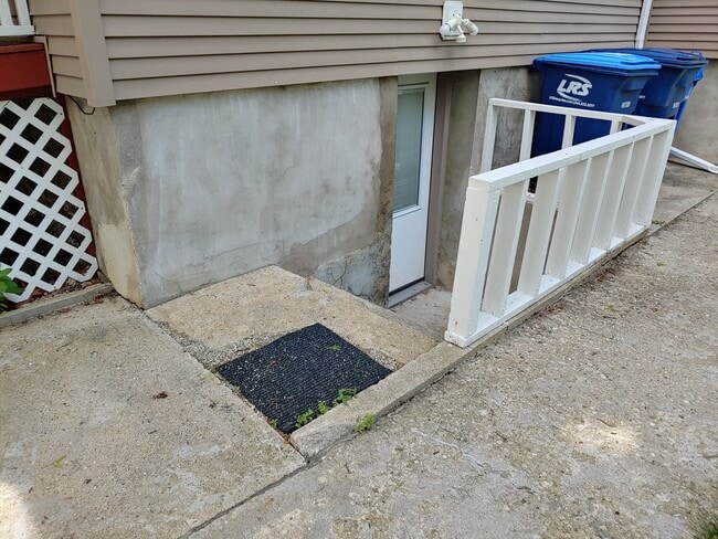 Photo - 1422 Oakwood Ave Unit 1