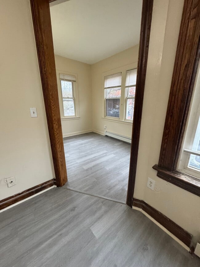 Photo - 304 Shelton Ave