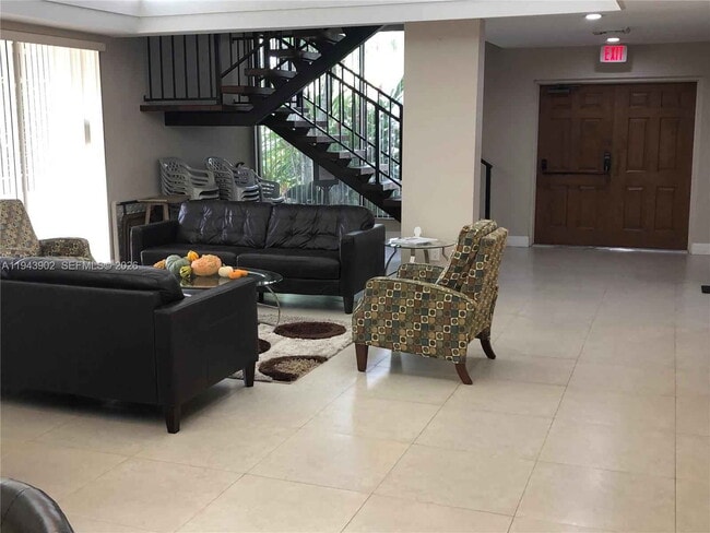 Building Photo - Southwest 115th Place, Miami, FL 33173 - 3 BR 2 BA single-family home