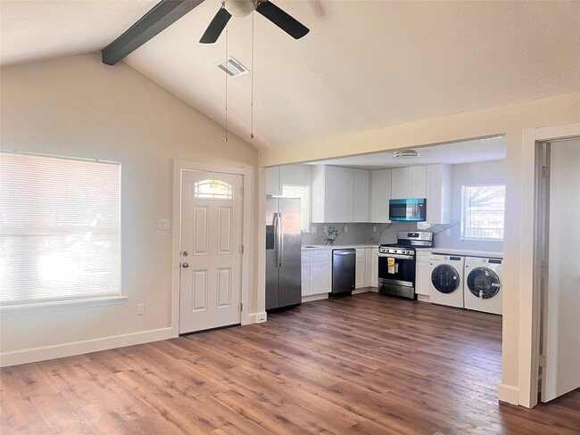 Photo - 4641 Orange Cir S