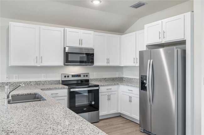 Photo - 1437 NW 2nd St