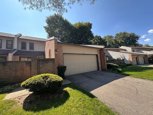 Building Photo - 1024 Willow Grove Ct Rental