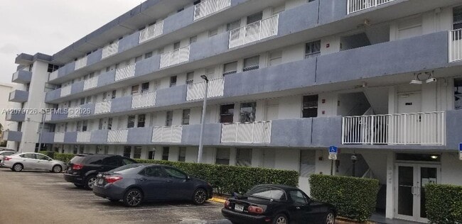 1801 S Treasure Dr Unit 302