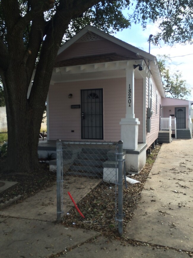 1820A-1820B Agriculture St. - 1820A-1820B Agriculture St. Apartment Unit 1820A Agriculture St.