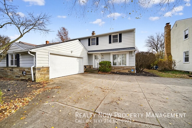 Photo - 2171 Cedarview Dr