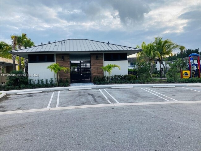 Photo - 640 Pioneer Way