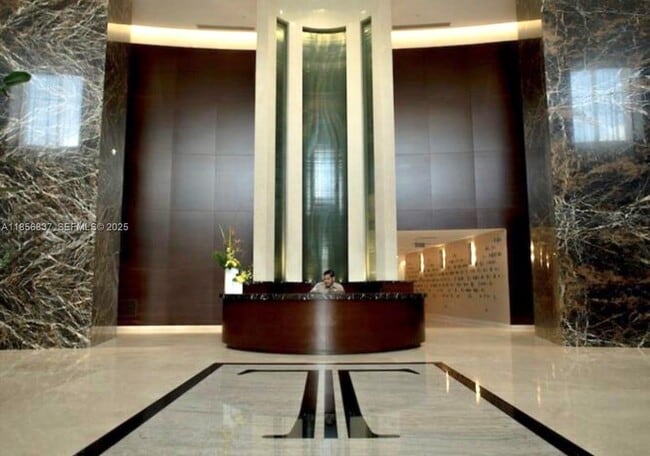 Photo - 15811 Collins Ave Unidad 2805