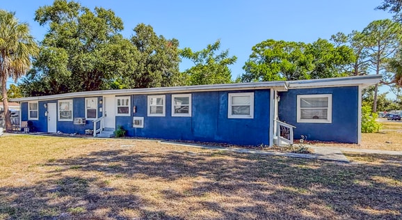 Photo - 401 69th St N Unit 2