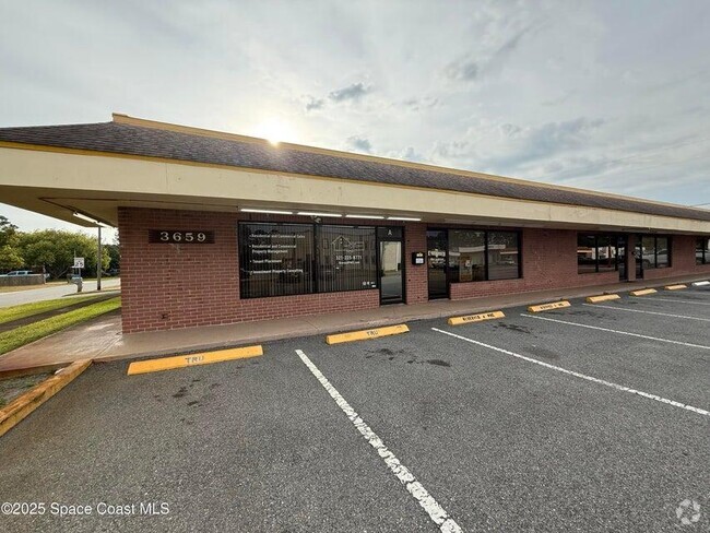 Building Photo - 3659 S Hopkins Ave Rental