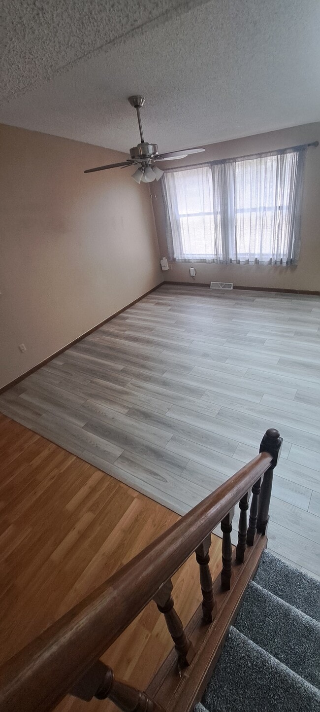 Building Photo - 1248 Dolen Pl Unit 1248