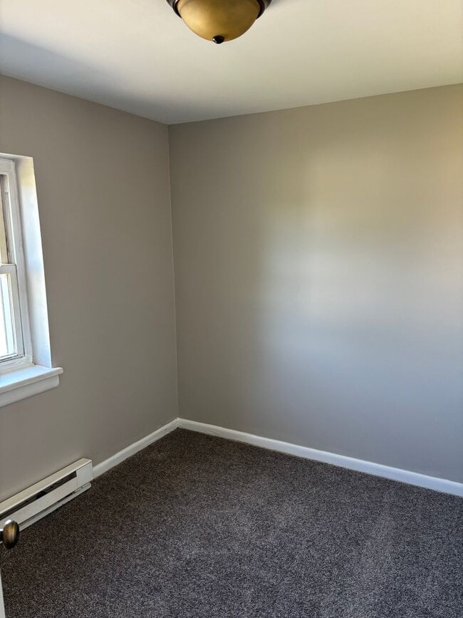 Photo - 287 N Locust Point Rd Unit Apt