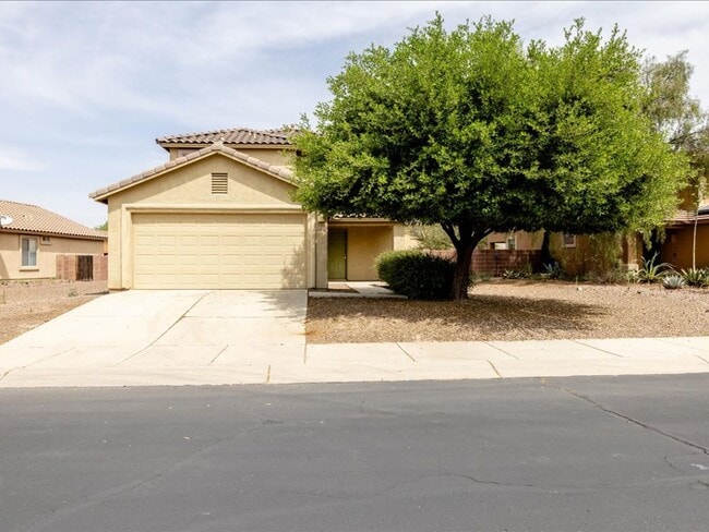 Photo - Spacious Two-Story 4 Bedroom with Upstairs Family Room & Large Encolsed Backyard!