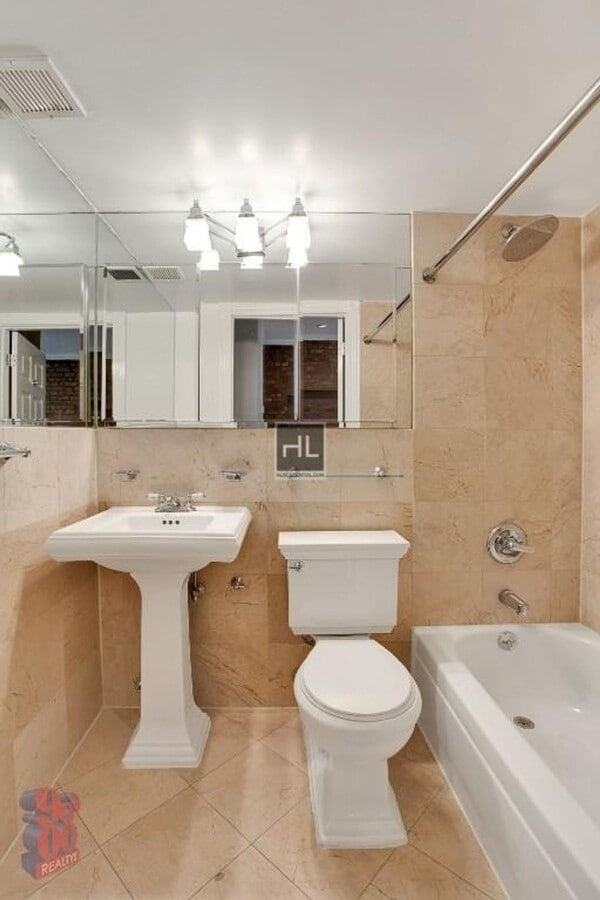 Photo - E 13TH ST. Unit 2B