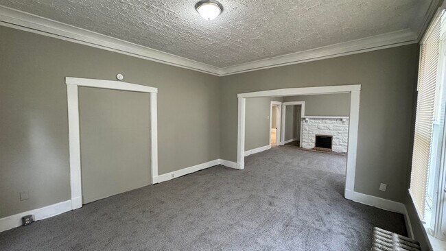 Photo - 1114 Azalia St