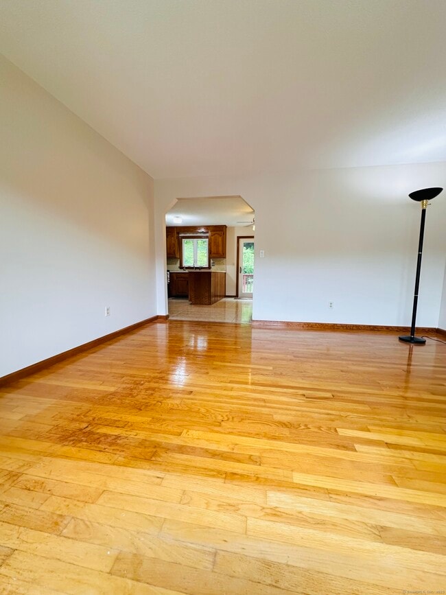 Photo - 61 Sandy Brook Dr