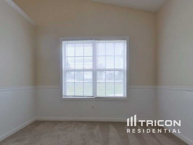 Photo - 20 Mattie Ln