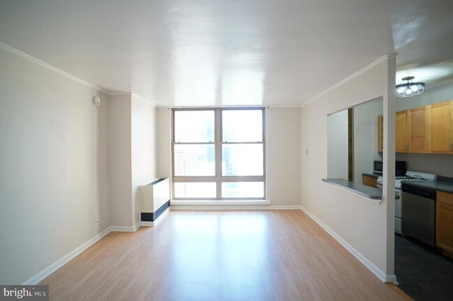 Photo - 1260 21st St NW Unidad 510 Rental