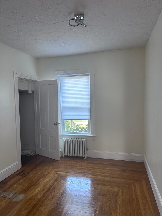 Building Photo - 200 Ballou St
