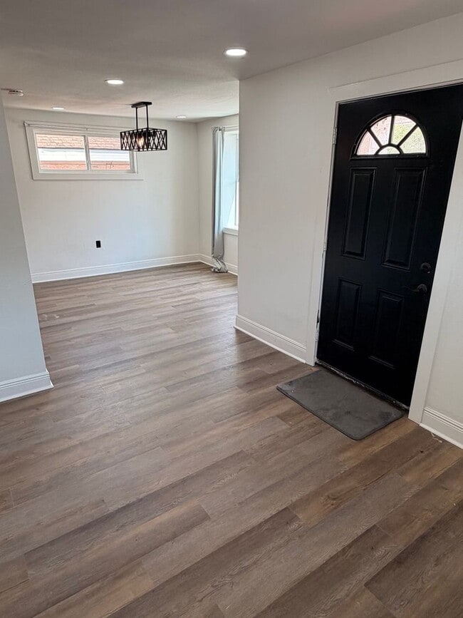 Photo - 4210 Alfred St Unidad A