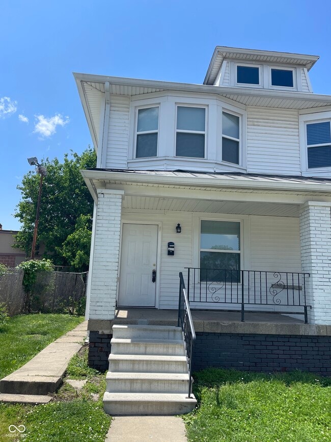 Photo - 10 N Randolph St Casa