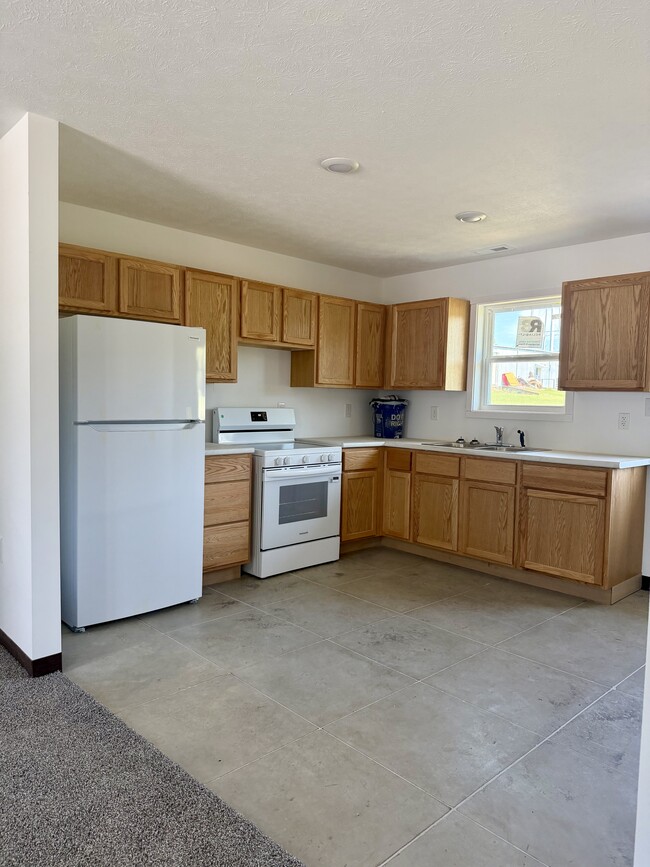 Kitchen - 404 Locust St