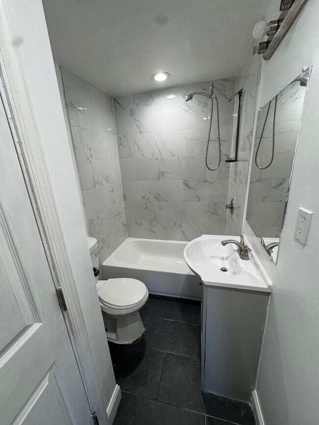 Photo - Now Accepting 525 Credit | Half First Month + Last Month Rent Unit C4