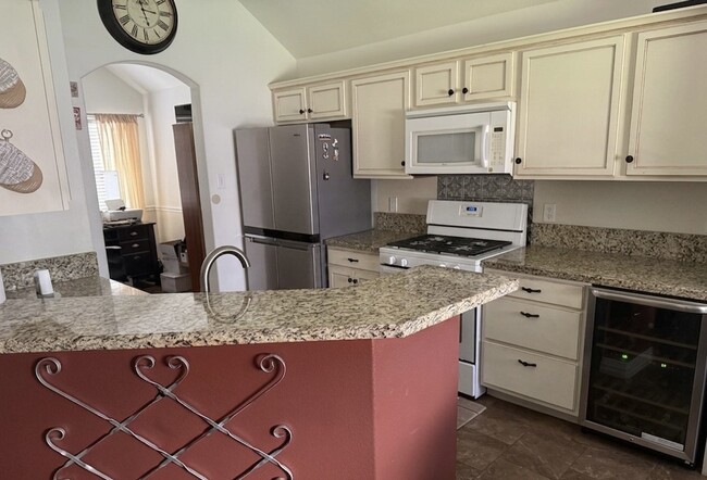 Photo - 32515 Rosella Ln