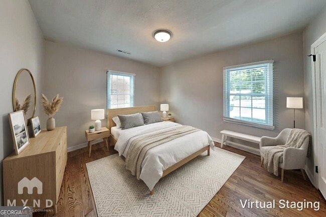 Photo - 1319 Campbellton Rd SW
