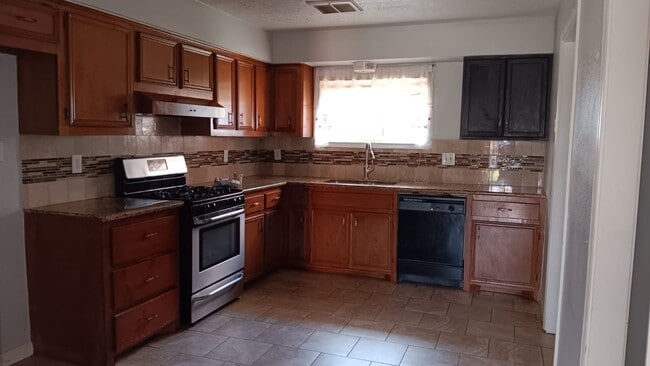 Photo - 6311 Hidden Arbor Ln