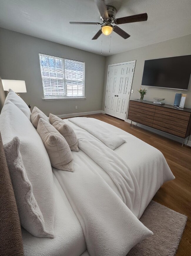 Photo - 1300 Meadow Ave Townhome