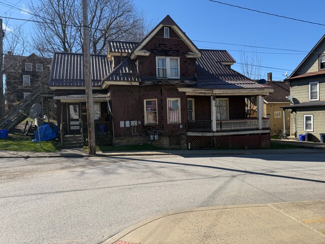 Photo - 306 Wilson Ave Unit 2nd Floor