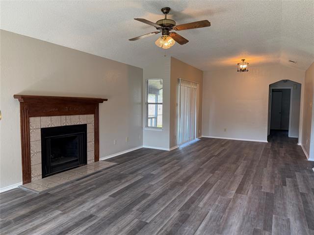 Photo - 5216 Carpenter Dr