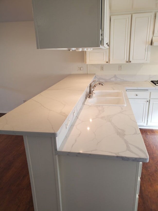 Photo - Townhouse  3+2.5